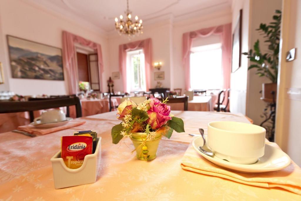 Hotel La Vela-Castello Il Rifugio Santa Margherita Ligure Luaran gambar